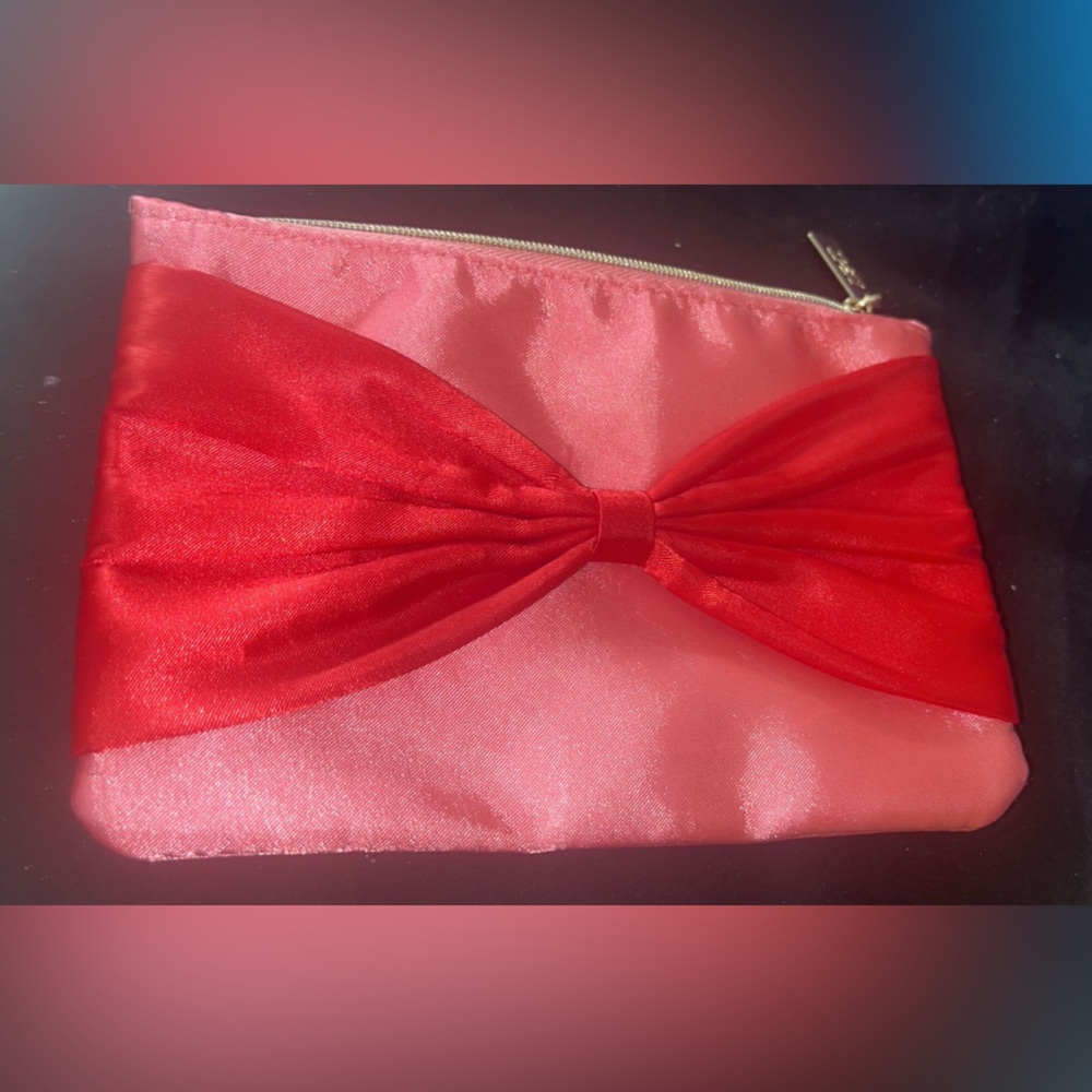 💝EUC Ipsy Pink with Red Bow Cosmetic Bag💝